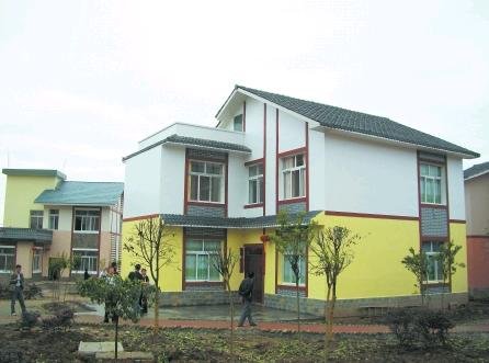 遵義小區(qū)二次無負(fù)壓加壓設(shè)備揚(yáng)程80米，用戶360，11kw一控二